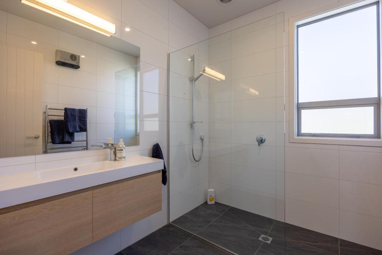 Prime Location On Warren St - 3 Bedroom Town House Wanaka Exteriör bild
