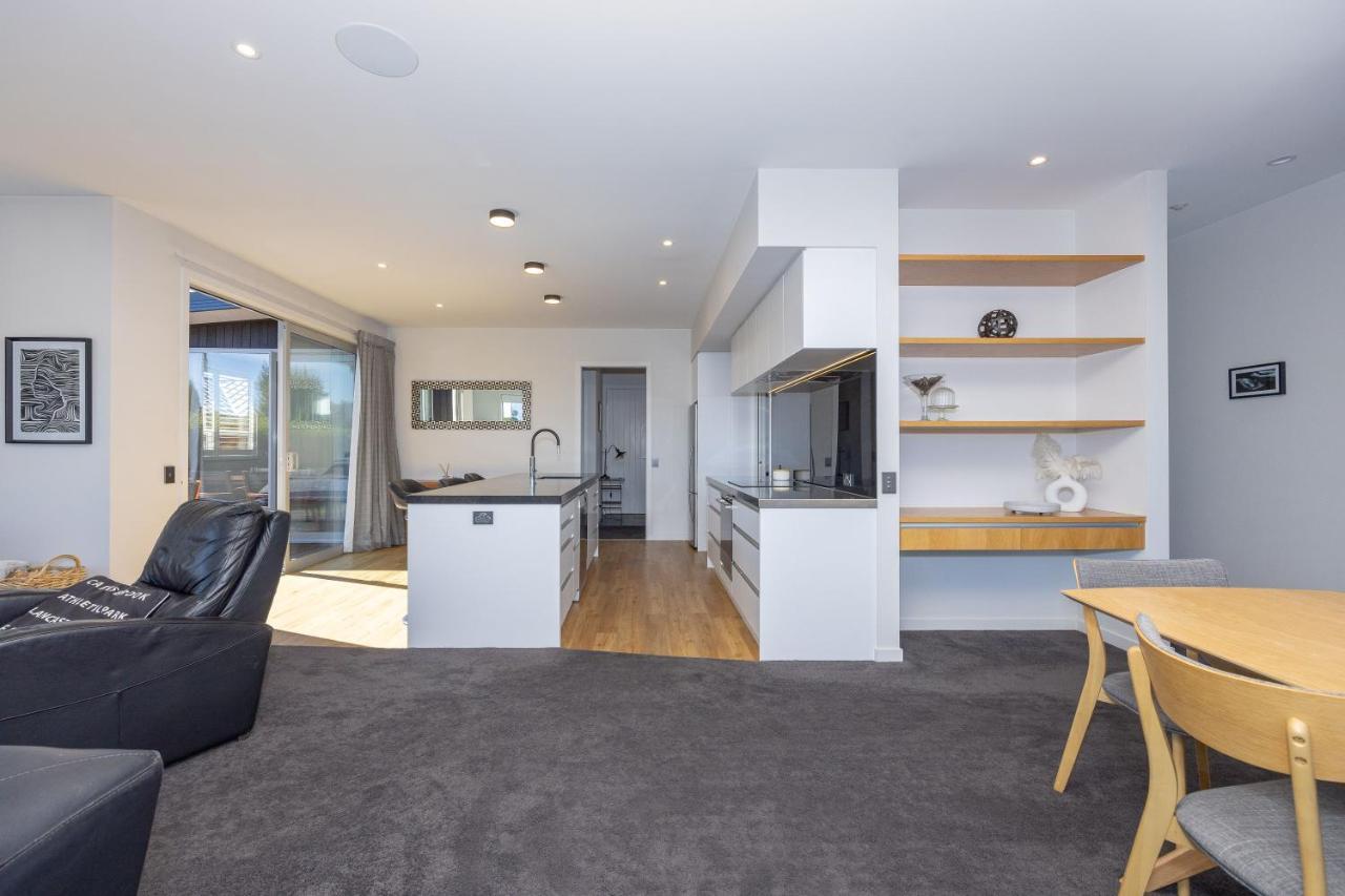 Prime Location On Warren St - 3 Bedroom Town House Wanaka Exteriör bild